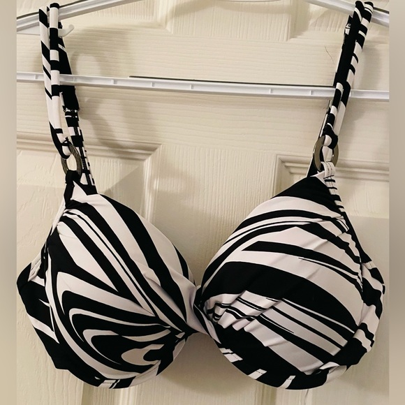 Bleu Rod Beattie black & white size 6 padded push up bikini top size 6 - Picture 3 of 5